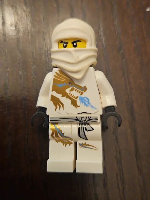 LEGO Ninjago Zane DX Minifigure White Dragon Suit njo0018 Authentic *