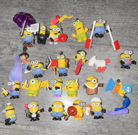 Mega blocks minions and mega blocks parts. Big lot.