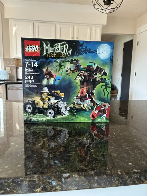 LEGO Monster Fighters: The Werewolf (9463) NEW