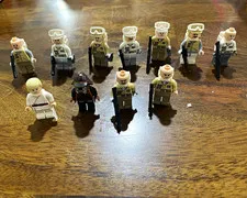 LEGO Star Wars Minifigure Lot Snowtroopers & Luke Skywalker Age 6+ Plastic