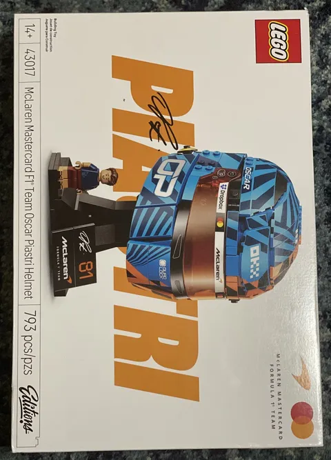 LEGO Editions McLaren MasterCard F1 Team Oscar Piastri Helmet 43017 -SEALED BOX