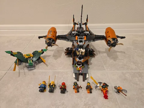 LEGO NINJAGO: Misfortune's Keep 70605 100% Complete collectors owned 