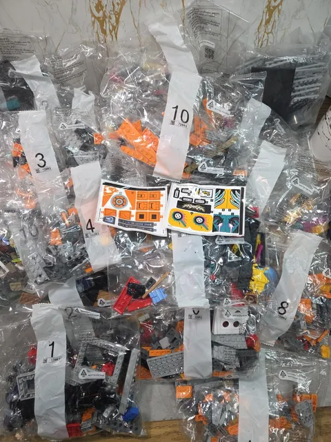 Lego City 60389 Custom Car Garage 507 Pieces Incomplete Set For Parts, No Box
