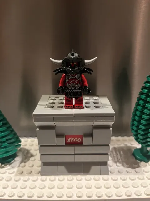 LEGO Nexo Knights Ash Attacker nex045 Minifigure Nice