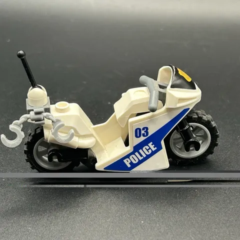 LEGO City White Police Motorcycle Bike 03 Handcuffs Antenna Vehicle Loose Piece