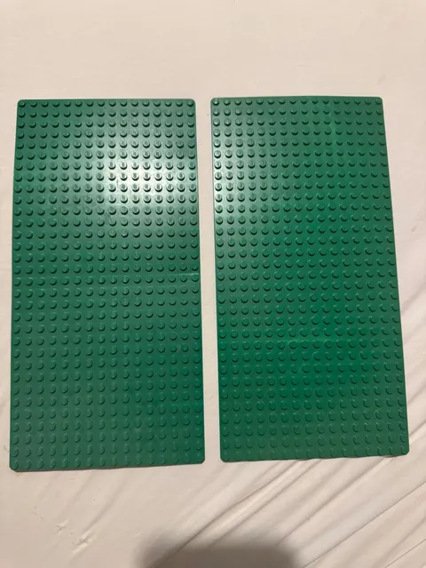 2 Vintage LEGO 16x32 stud baseplates (Part 3857) - Two Flats Only