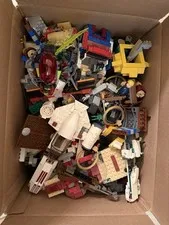 Lego Bulk 5.5lb Lot - Star Wars, Harry Potter, Space, Galaxy Squad, And More