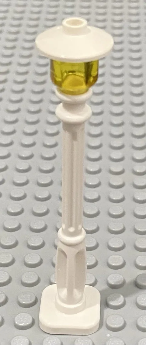 LEGO  Light Post Pole With Trans Yellow / Amber Globe And White Top
