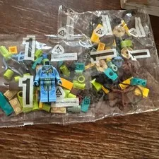 Lego Neytiri AVT012, Avatar Minifigure.  Most Still In Packaging.