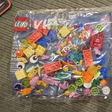 LEGO Fun and Funky VIP Add on Pack 40512 148pc Limited Edition Polybag