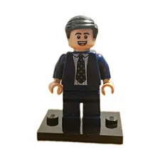 Michael Scott LEGO minifigure from The Office set (21336)