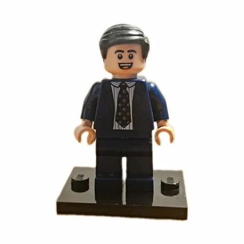 Michael Scott LEGO minifigure from The Office set (21336)