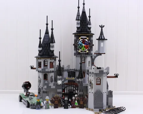 LEGO 9468 Monster Fighters Vampyre Castle Complete Build 7 Minifigures