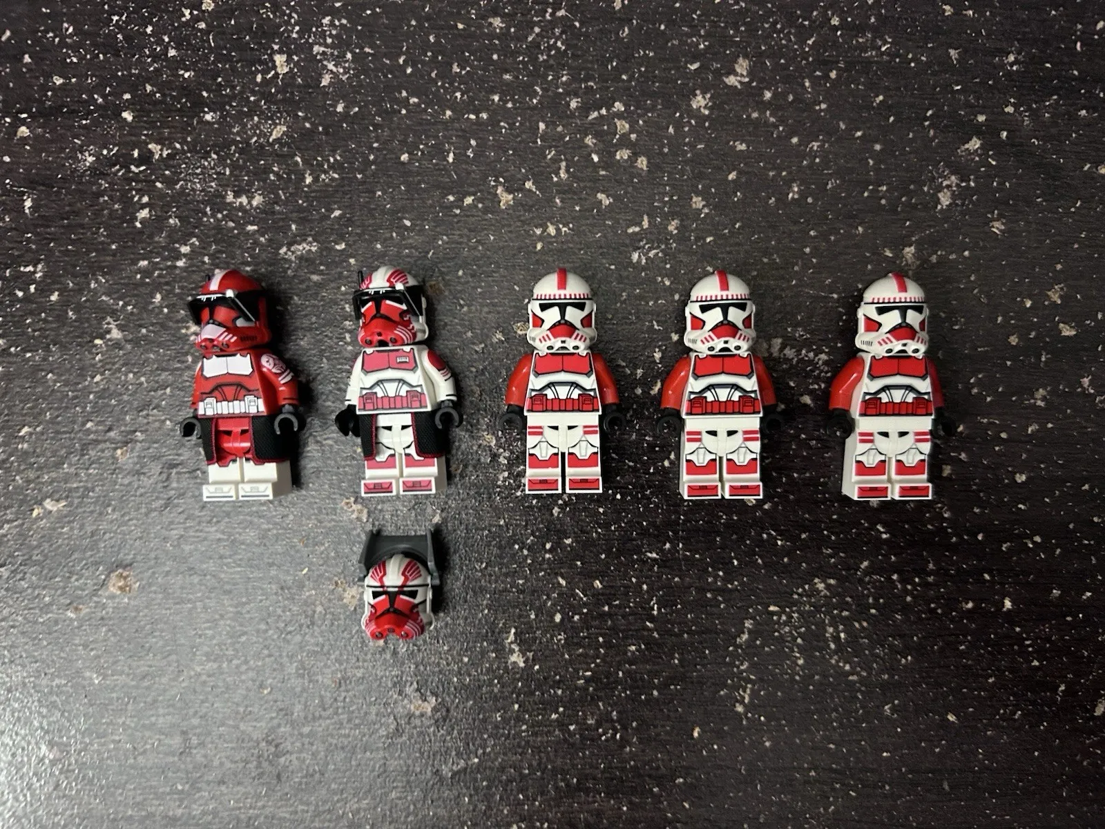 LEGO Custom GrandpaCloneCustoms Coruscant Guard Commander Fox Thorn Lot