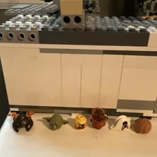 LEGO  Minifigure Accessories Lot 6pcs
