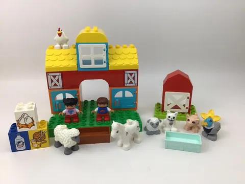 Lego Duplo My First Farm set 10617 And 10949 Farm Animal Care Lots Of Animals