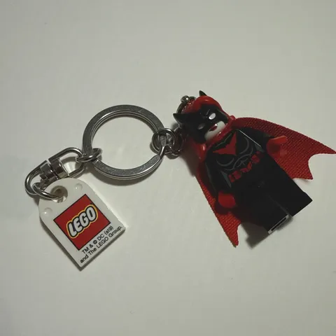 LEGO Batwoman keychain featuring a minifigure based on the DC Comics