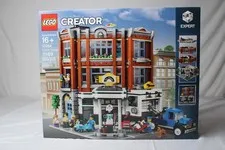Lego Creator Expert: Corner Garage 10264 New Factory Sealed 2569pcs *Retired*