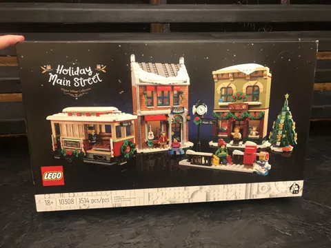 LEGO Icons: Holiday Main Street (10308)