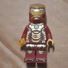 LEGO Marvel Iron Man Minifigure Red & Gold Armour Suit Plastic 6+ Super Heroes