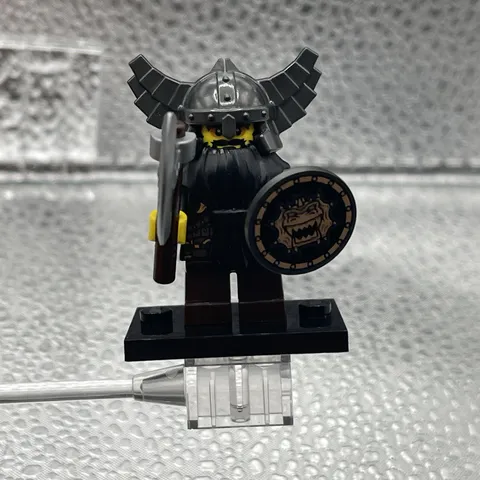 LEGO CMF Collectible Minifigures Series 5 Evil Dwarf Warrior Castle 8805 - USA
