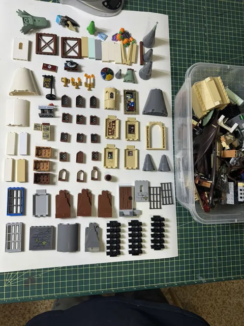 Castle Harry Potter Lego LOT, Castle pieces, and parts Almost Miscellaneous 2lbs