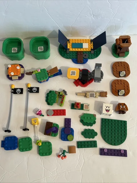LEGO Super Mario Parts and Pieces From Starter Kit Mixed Pieces - Not Complete