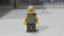 LEGO Minifigures  Luke Skywalker (Dagobah, Sand Green Tank Top, Backpack) sw0106
