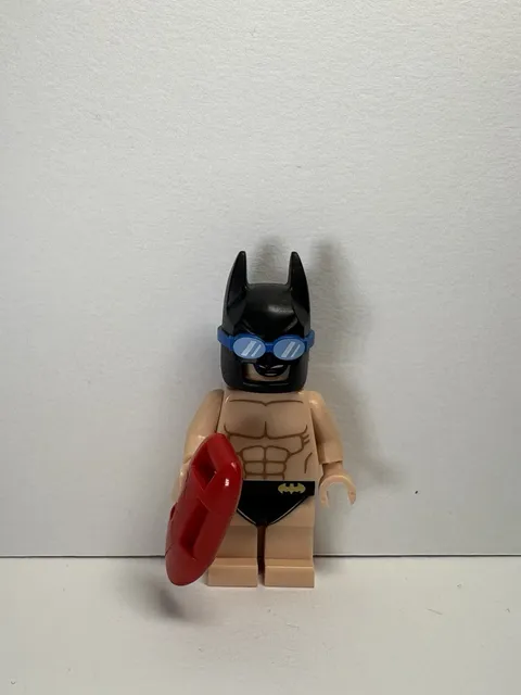 The LEGO Batman Movie Series 2 Swimsuit Batman coltlbm30