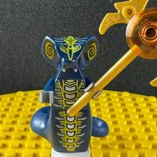 Retired LEGO Ninjago Skales Serpentine Snake Minifigure njo0040 9444 Gold Staff