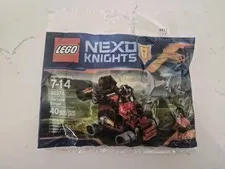 LEGO 30374 Nexo Knights the Lava Slinger  Brand New Sealed!