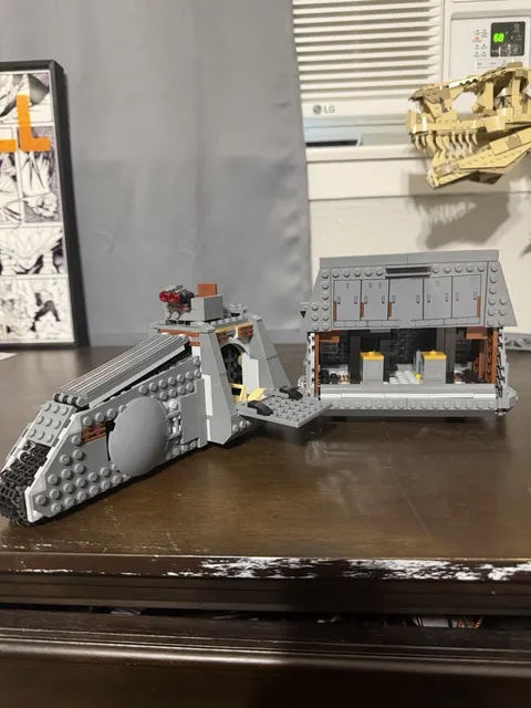 LEGO Star Wars Imperial Conveyex Transport (Set 75217) (Retired) Build Only