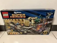 LEGO 6864 Batmobile and the Two-Face Chase 531 Pcs - Brand New & Sealed！