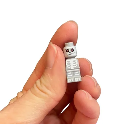 LEGO Skeleton Minifigure Light Gray Red Eyes White Bone Print Castle Ninjago