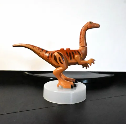 LEGO Jurassic World 75940 Gallimimus Dinosaur Figure (slight wear on tail)