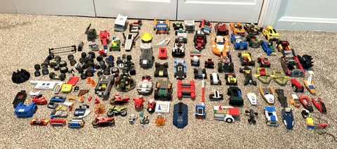 Huge 5lb bulk lot of LEGO vehicles and specialty parts!
