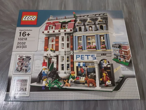 Lego Creator Expert Modular Pet Shop #10218  MISB 2032 pieces!