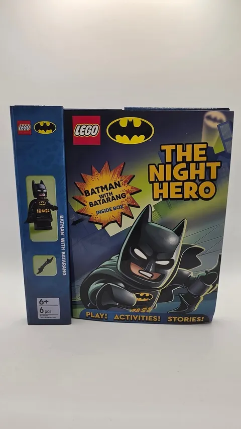 LEGO Batman The Night Hero Playset with Minifigure and Activities