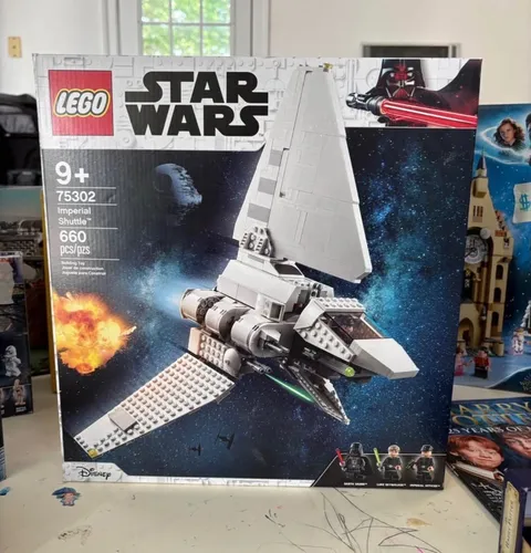 LEGO Star Wars: Imperial Shuttle (75302). Unopened and pristine
