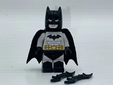 Lego Batman Minifigure sh0689 Set 40453 Rare Scalloped Boots Variant +2 Batarang