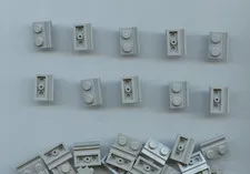 LEGO x 35 Light Bluish Gray Plate, Modified 1 x 2 with Door Rail