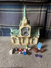 LEGO Harry Potter: Hogwarts Hospital Wing (76398) - Retired