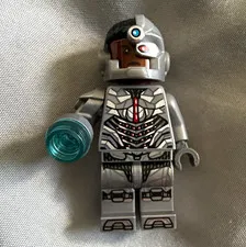 LEGO Cyborg Minifigure 2017 Retired Robot w/ Helmet Blue Hand & Blue Trans-Stud