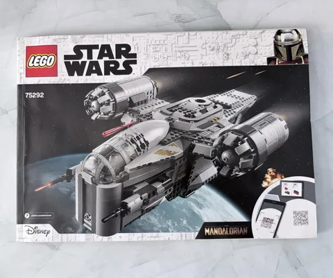 LEGO Star Wars The Mandalorian Razor Crest 75292 1023pcs Complete with no box
