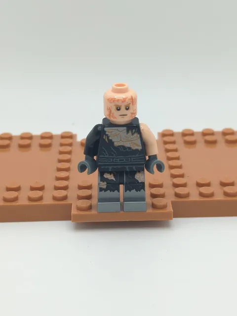 LEGO Anakin Skywalker Minifigure Star Wars Episode III Transformation (75183)