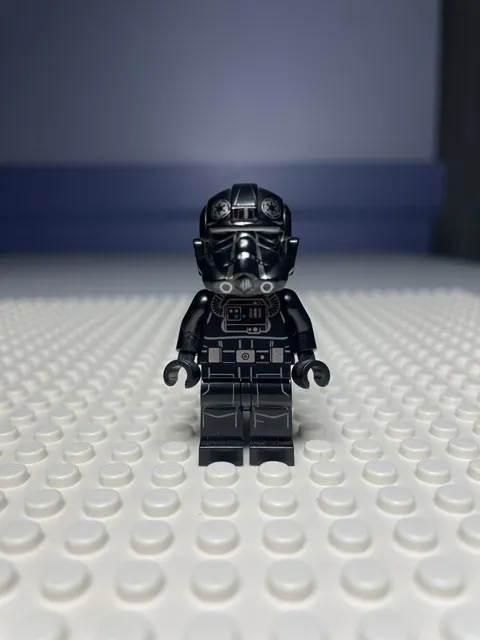 LEGO® Imperial TIE Fighter Pilot Minifigure sw1260 Star Wars™ 75393 75348