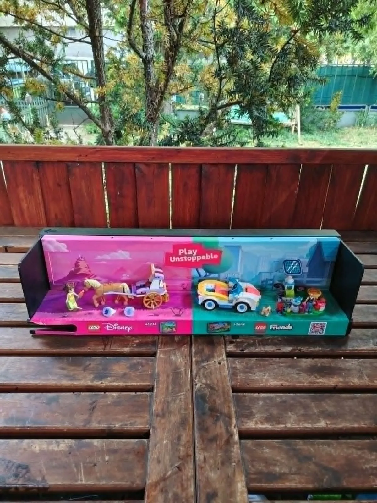 LEGO Friends PLAY UNSTOPPABLE store display rare NEW original 42609, 43233