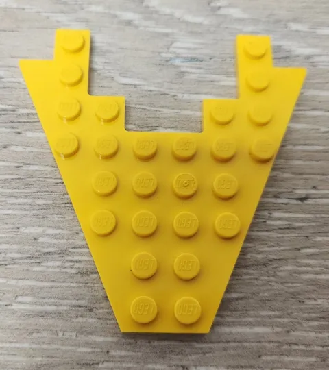 Lego 6104 Yellow Wedge Plate 8 x 8 With 3 x 4 Cutout For Black Seas Runner