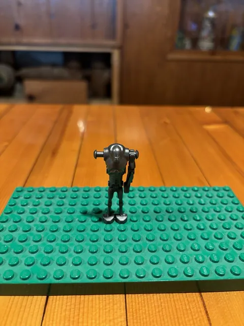 LEGO Star Wars Battle Droid *Missing Arm