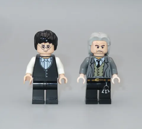 LEGO lot Harry Potter Yule Ball vest Argus Filch minifigure 4842